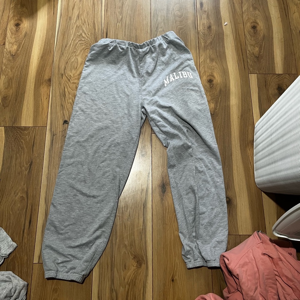 Malibu grey sweatpants
